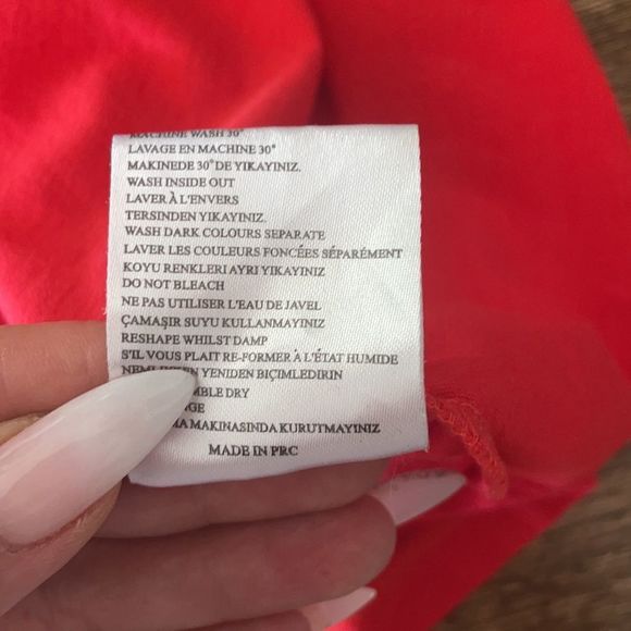 Zoe karrsen small red tee Euc sworn to fun loyal to none - Picture 5 of 5